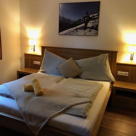 Apartman Fuerth Капрун Екстериор снимка