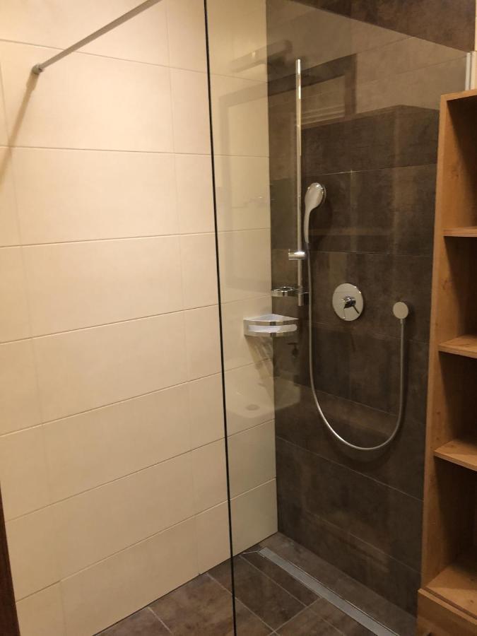 Apartman Fuerth Капрун Екстериор снимка
